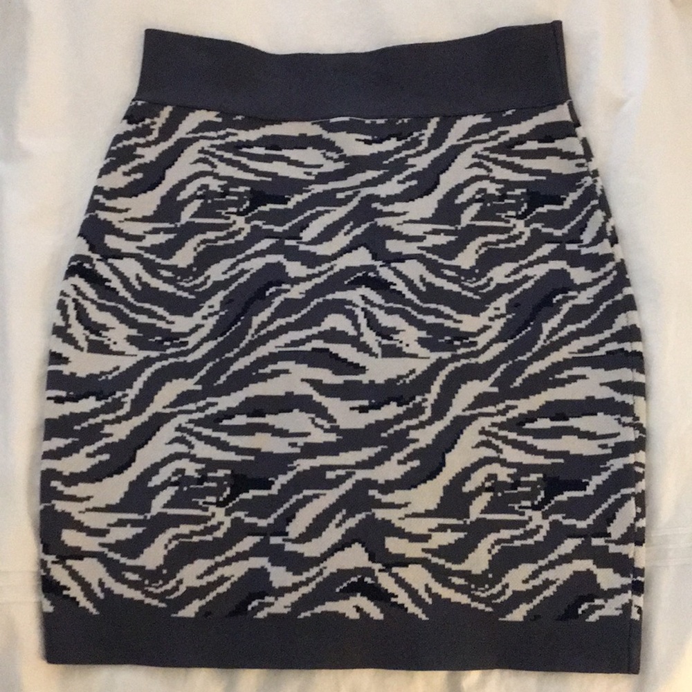 Mini stretch blue print skirt